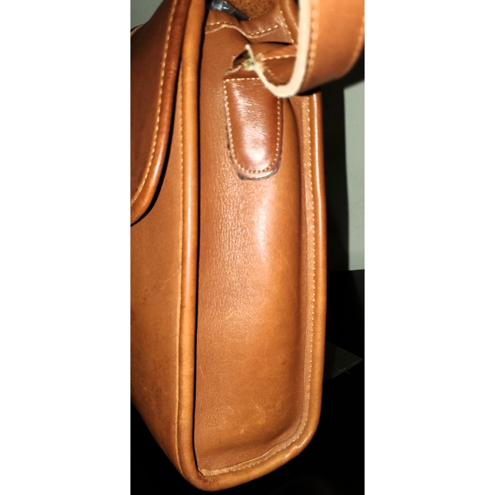 Coach VTG British Tan Leather #5731 RARE Crossbody - Picture 12 of 13
